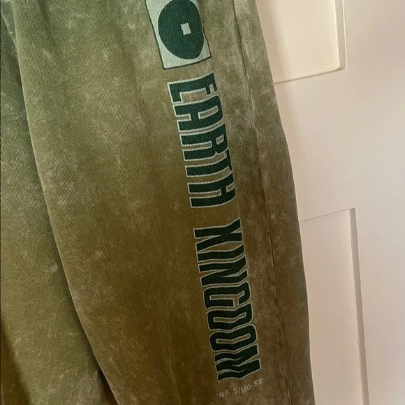 3 Avatar Sweatpants! Air Nomads, Fire Nation, and Earth Kingdom. - Picture 5 of 5